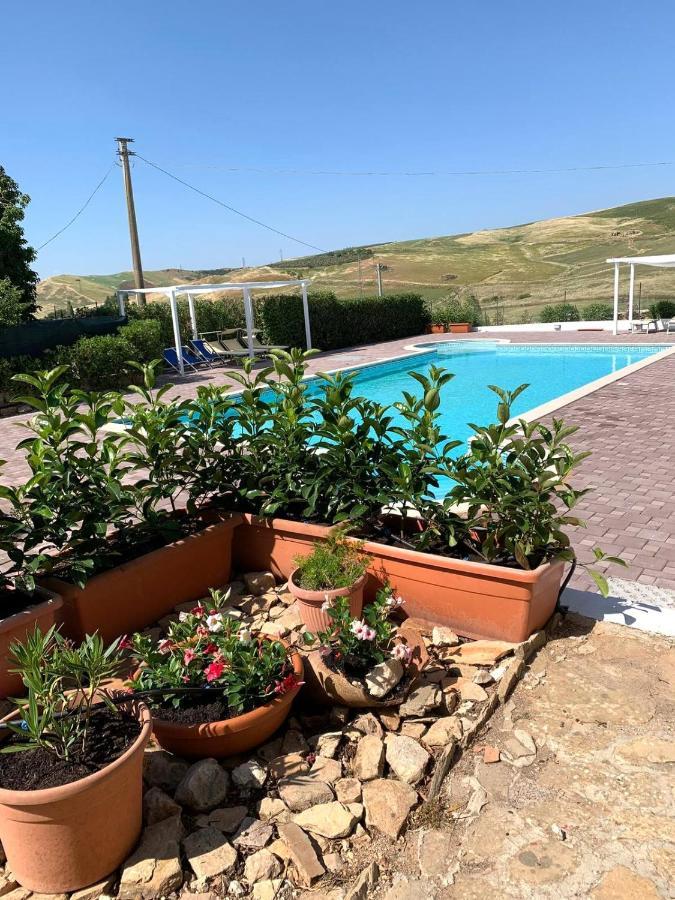 Agriturismo Sant'Agata Piana Degli Albanesi Exterior photo